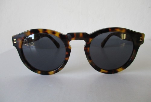 Illesteva sunglasses leonard - sunglasses,