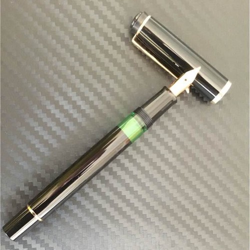 Pelikan pen - pelikan, f