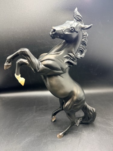 Breyer black beauty rearing - black,