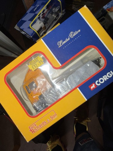 Corgi limited edition - corgi,
