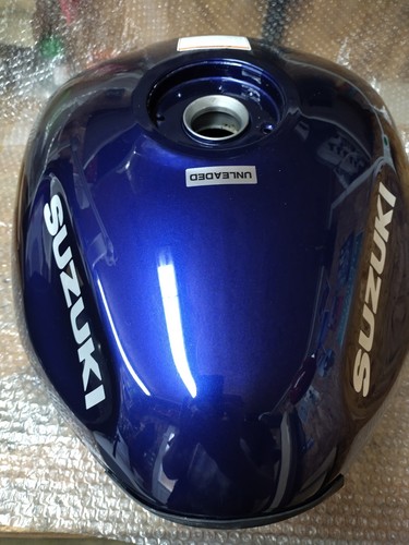 Suzuki bandit 600 fuel tank - suzuki,