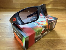Genuine Oakley Ducati Fuel Cell Very Rare limited Edition OO9096-09 DUCATI   