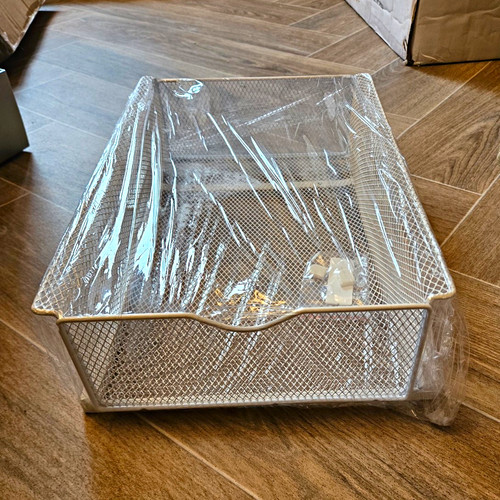 Under shelf sliding - shelf, basket