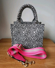 M&S Marks &Spencer.B & W