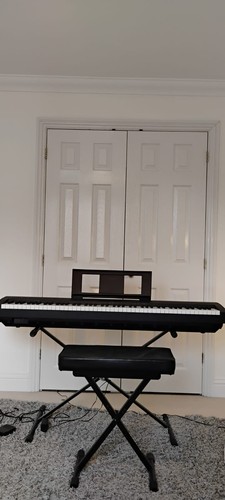 Yamaha digital keyboard - p-45,