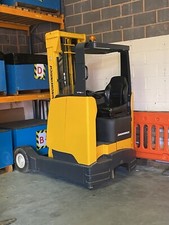 REACH FORKLIFT TRUCK –