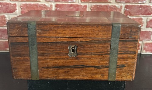 Beautiful antique solid - beautiful,