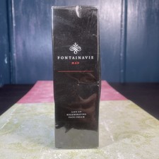 Fontainavie Man Lift Up