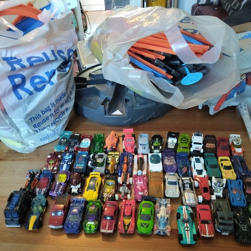 Hot wheels 64 diecast - 56, x