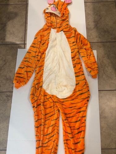 Tigger adult - tigger, pooh)