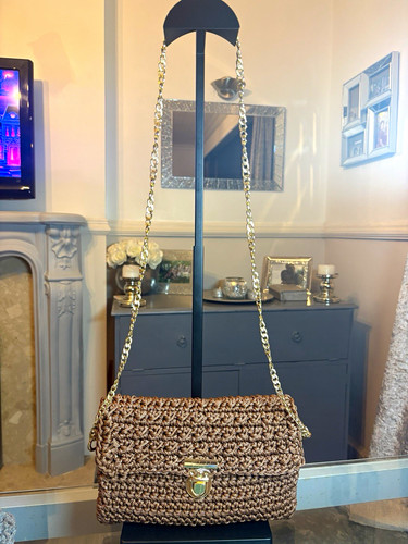 Brown crochet shoulder bag - brown,