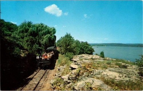 Essex postcard valley - essex,
