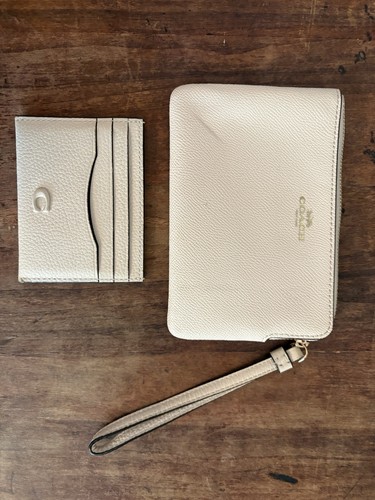 Coach wristlet wallet and card - coach,