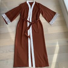 woman's  lace open belted