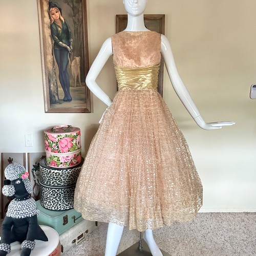 Vintage 1950s gold champagne - 1950s,