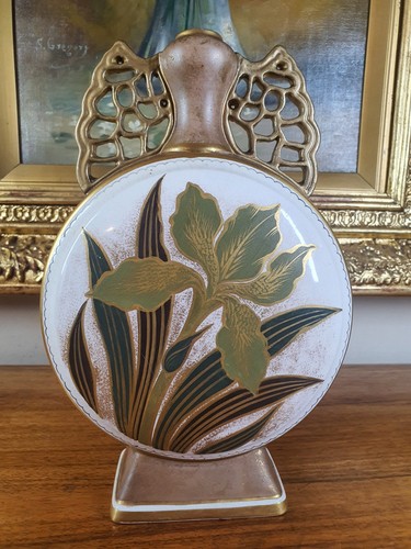Antique old hall - hall, earthenware