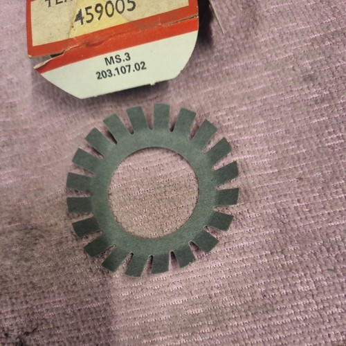 Lucas k1f k2f e18 - k2f, bearing