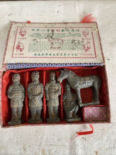 Vintage boxed set chinese - boxed,