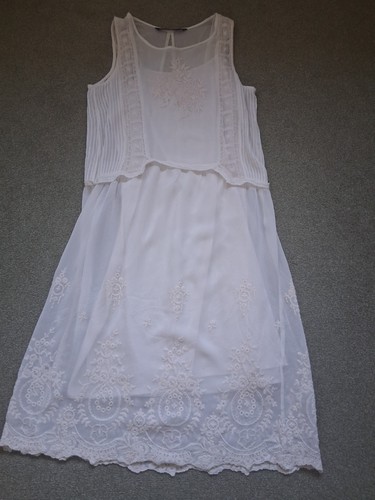 Zara white embroidered lace