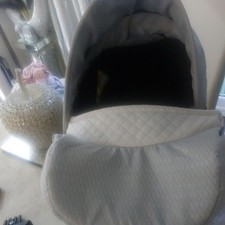 Venicci Car Seat - APRON &