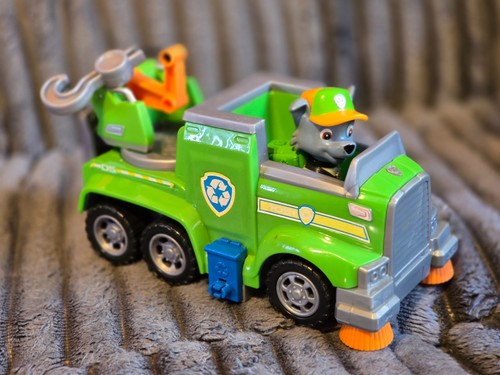 Paw patrol rocky ultimate - paw,