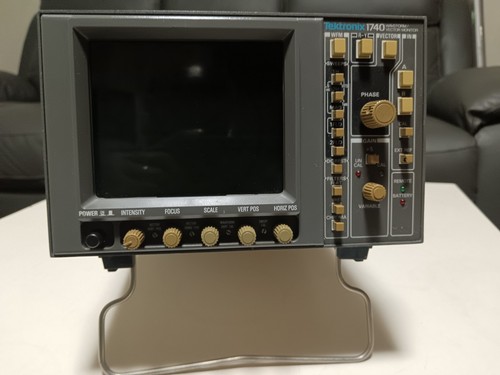 Tektronix 1740 combination - tektronix,