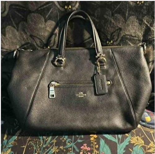 Coach black pebble - pebble, leather