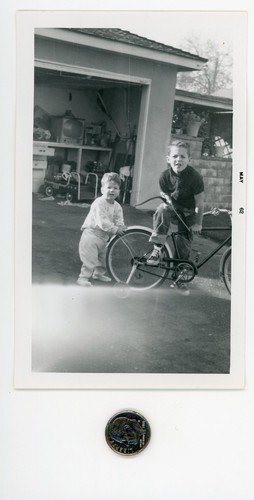 Old 1960 bicycle photo - old, /
