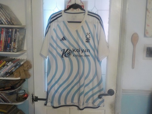 Nottingham forest away shirt - forest,
