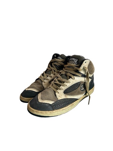 Air walk disaster sneaker - walk,