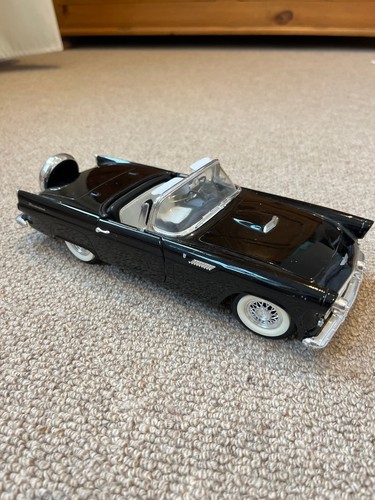 Revell 1956 ford - 1:18,