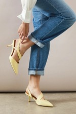 Wallis Buttermilk Court Shoes