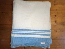 Vintage Blanket (2027) white