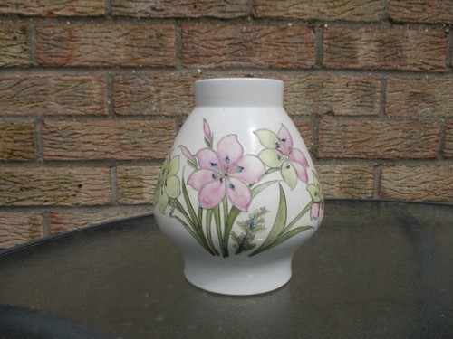 Moorcroft salt glaze freesia - moorcroft,