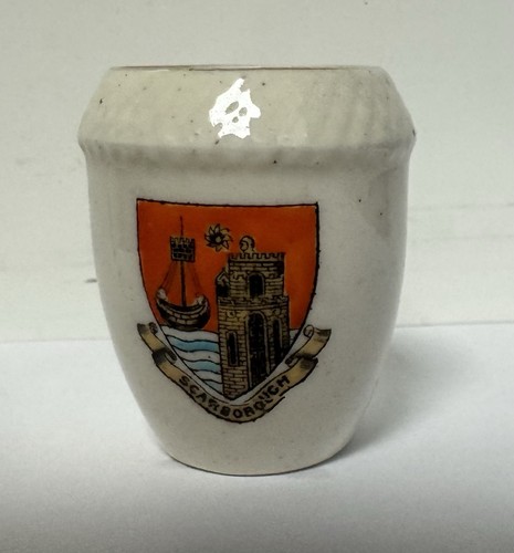 Helley china 108 - helley, urn