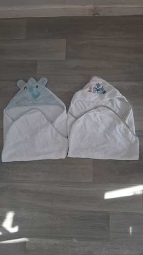 Bundle baby hooded - 2, towels