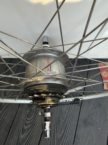 Shimano nexus speed rear - 28",