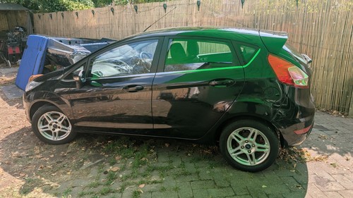 Ford fiesta zetec mk7 - zetec,