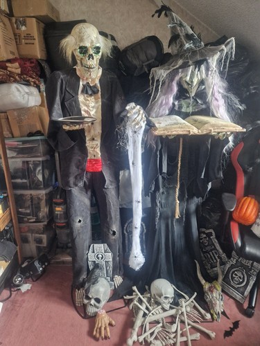 Halloween animated props hand - animated,
