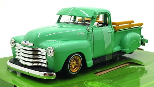 Maisto scale diecast - 1/25,