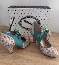 Banned Lagoon Blue Vintage