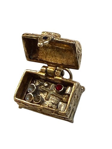 9ct vintage treasure - , chest