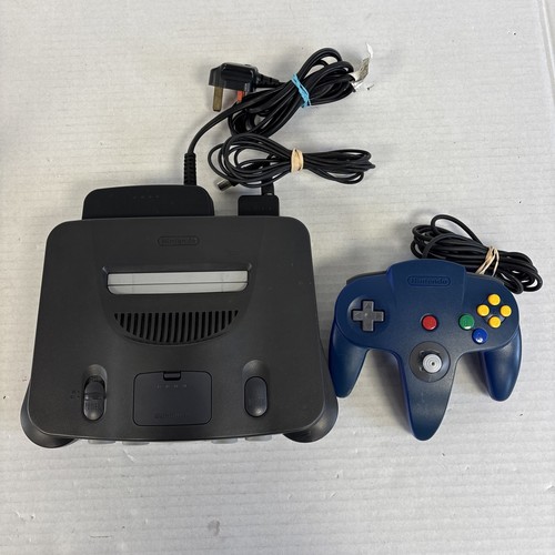 Nintendo console full - console,