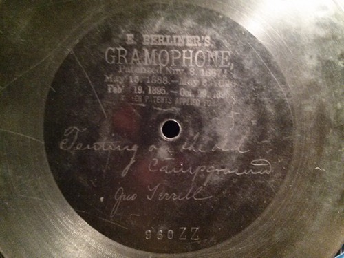 Berliner gramophone disc - gramophone,