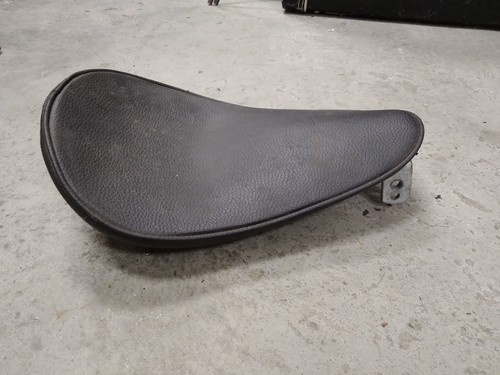 Black thin solo spring seat - thin,