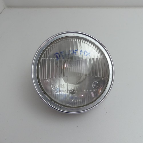 Yamaha 125 headlight - yamaha,