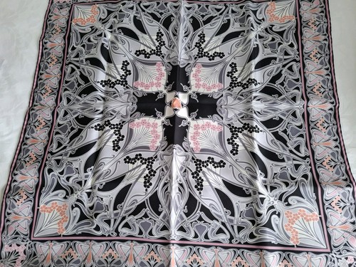 Liberty silk scarf ianthe - liberty,