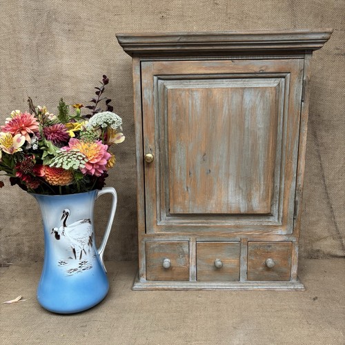 Pine cupboard with - pine,