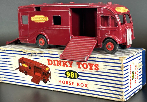 Dinky supertoys 981 vintage - dinky,