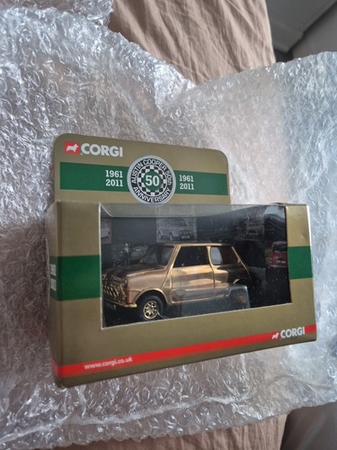 Corgi austin mini cooper - austin,